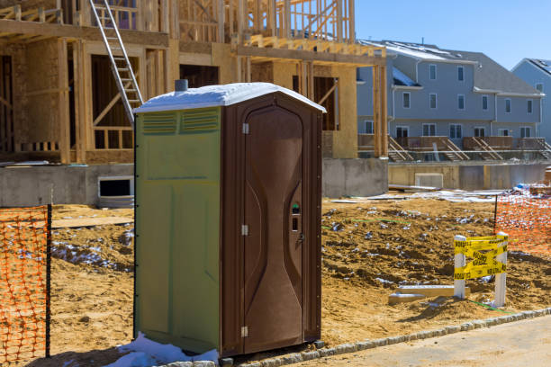 Best Porta potty delivery and setup  in Aberdeen, WA