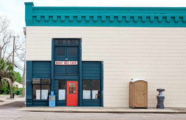 Best Portable restroom trailer rental  in Aberdeen, WA